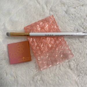 FARAH Eyeshadow Duos and FARAH Short Shading Brush